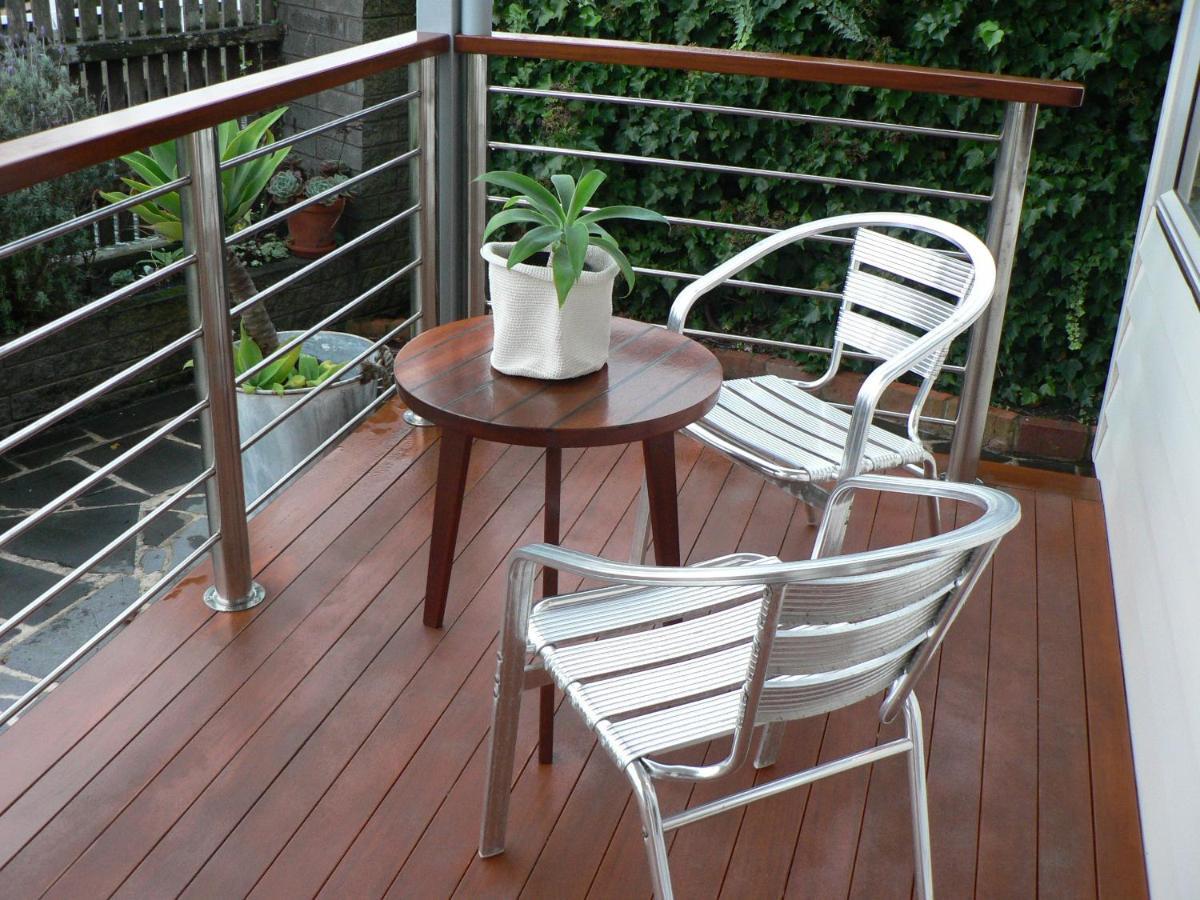 The Boatshed Waterfront B&B พอร์ตแฟรี ภายนอก รูปภาพ