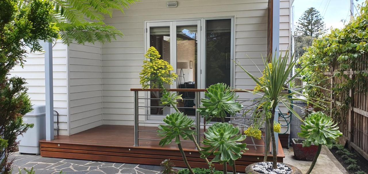 The Boatshed Waterfront B&B พอร์ตแฟรี ภายนอก รูปภาพ